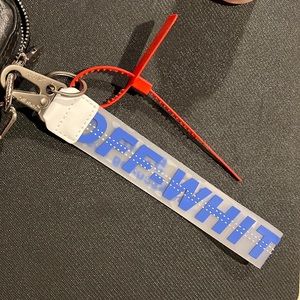 NIB OFF-WHITE Industrial Clear Keychain/Lanyard/Belt Clip